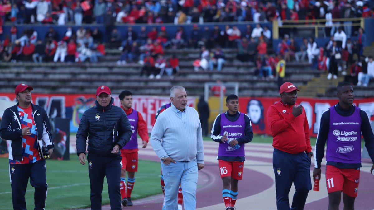 Ever Hugo Almeida (c) fue clave para el resurgir de los puros criollos.