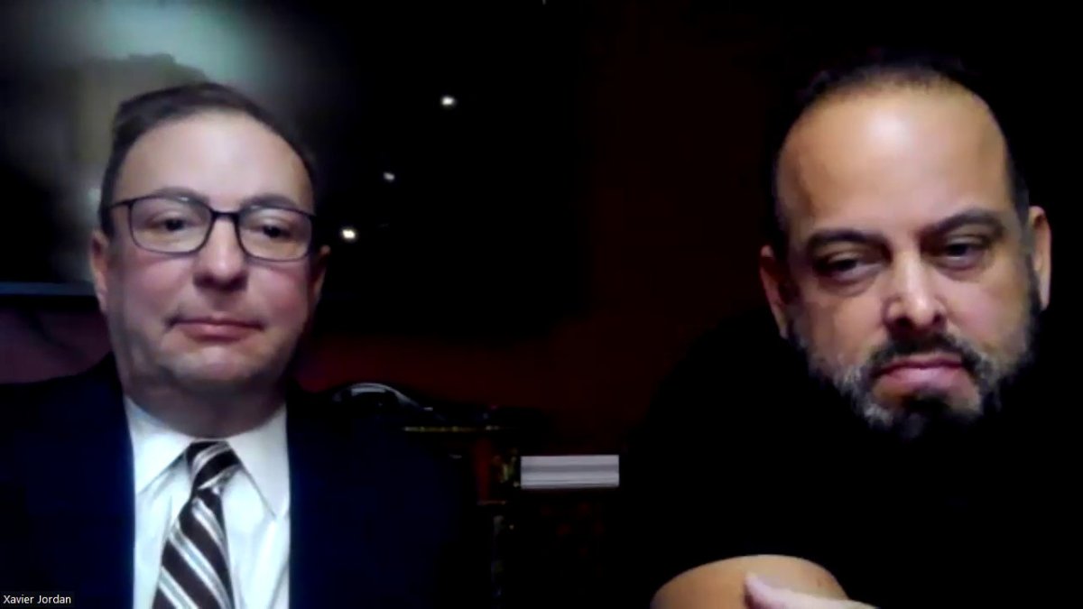 Accionantes. Xavier Jordán, prófugo de la justicia, y su abogado.