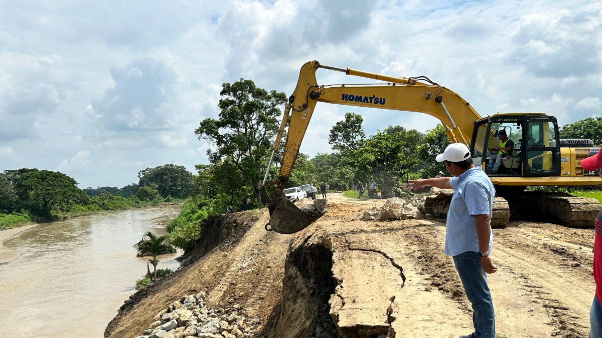 Afectación. La vía al recinto Guasmal es una de las afectadas por las continuas lluvias en la zona de Colimes.