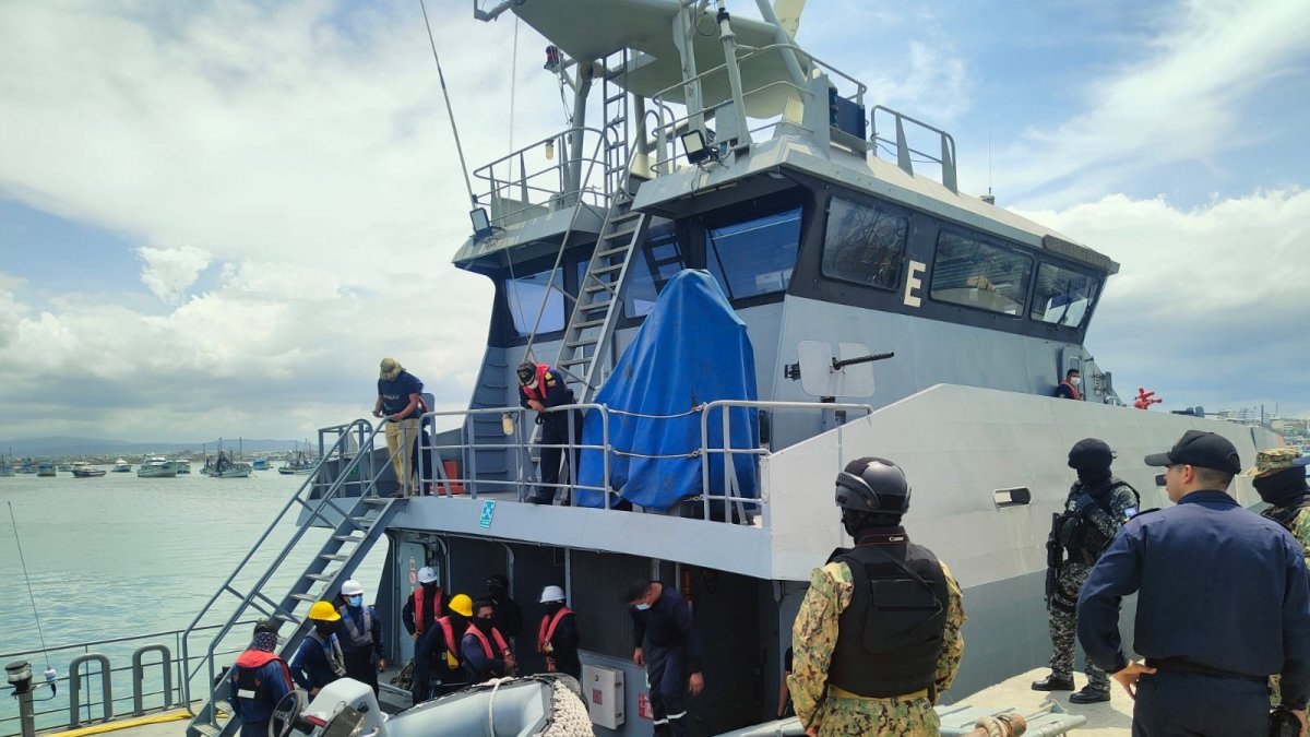 El alcaloide fue decomisado a 200 millas náuticas de Manta.