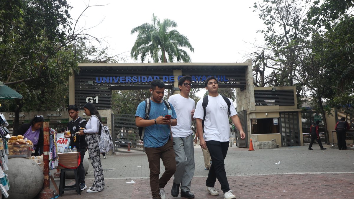 Alumnos. El año pasado se matricularon más de 55.500 estudiantes en la Universidad de Guayaquil.