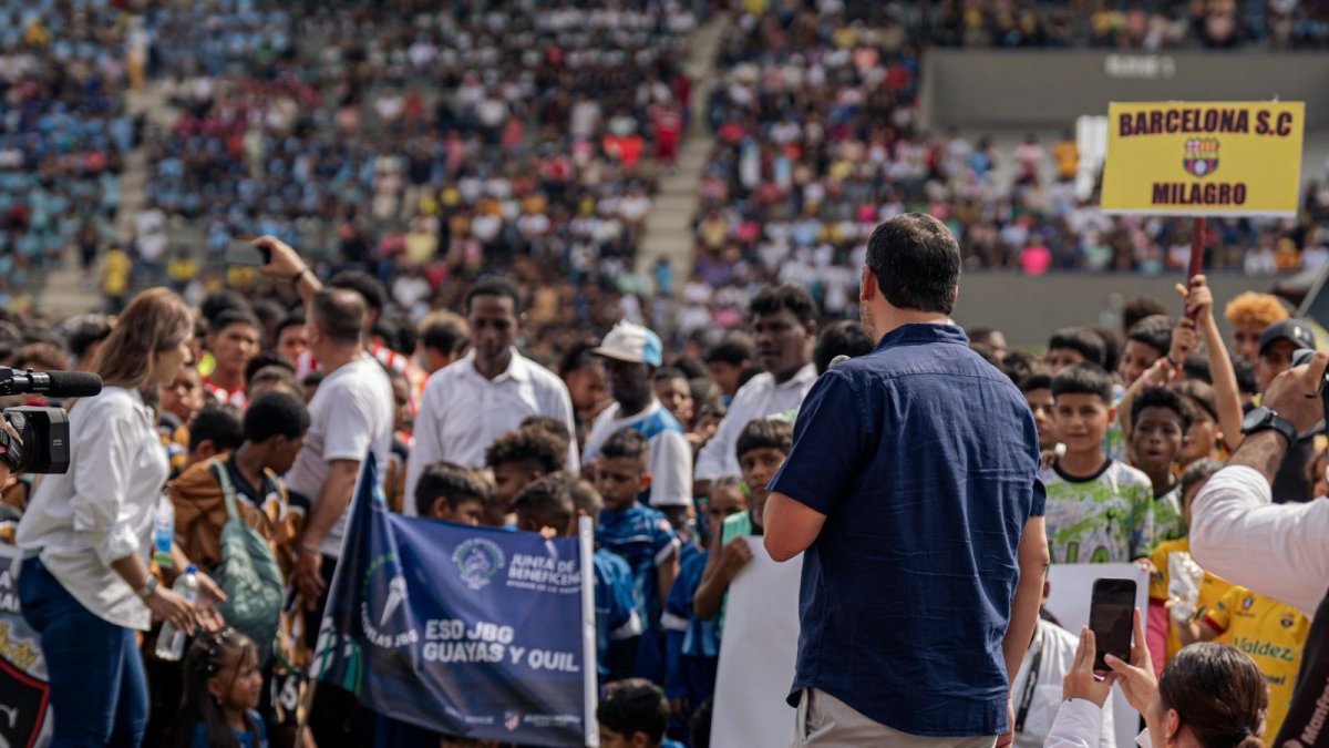 Aquiles Álvarez y Miguel Ángel Loor inauguraron el torneo.