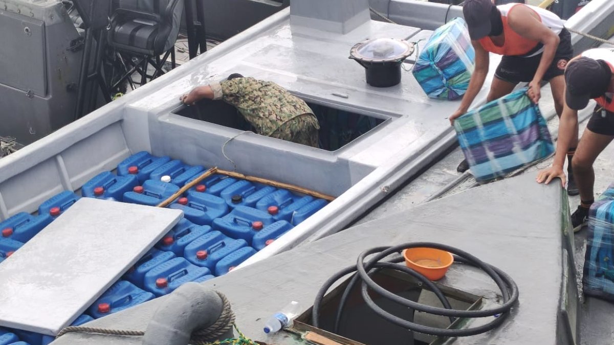 El material se encontraba escondido en una lancha