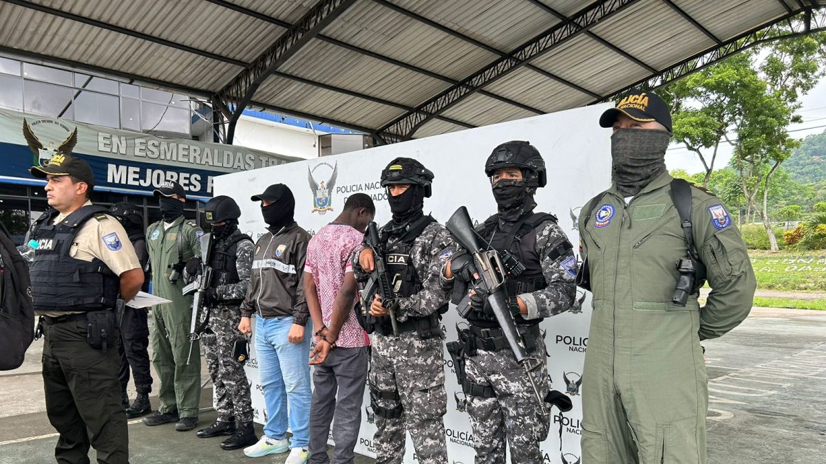 La Policía Nacional ha logrado recuperar a 14 de los 45 reos que se fugaron de la cárcel de Esmeraldas