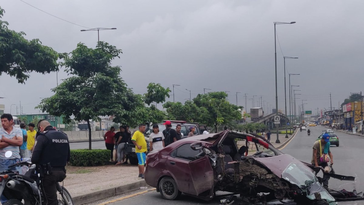 Situación. La persecución del carro llegó hasta la avenida Casuarina.