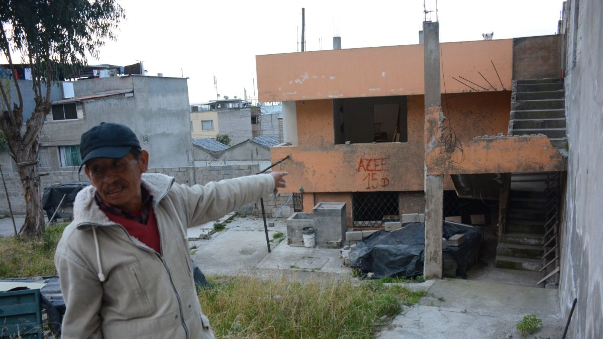 Casa inhabitable. La vivienda de Segundo Chalco se encontraba  junto a la cancha de ecuavóley, una de las zonas más afectadas tras la avalancha de lodo.
