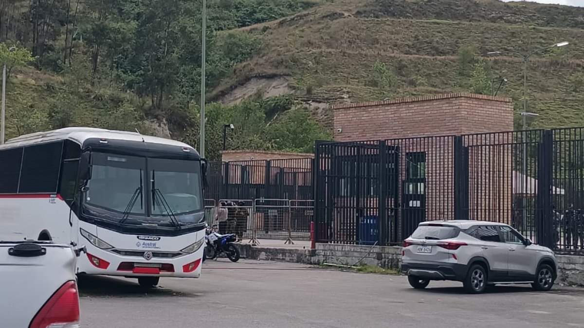 Reos de alta peligrosidad fueron trasladados de Turi.