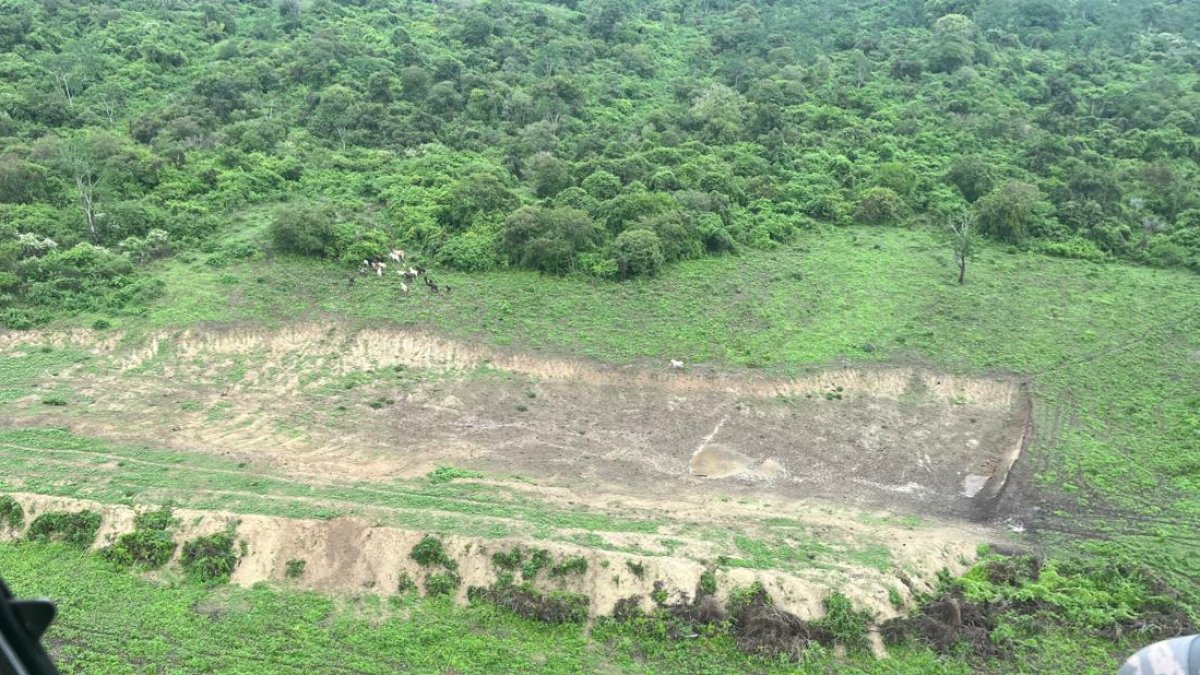 Unidades de Policía Nacional y la Fuerza Aérea se trasladaron vía aérea hasta la Isla Puná.
