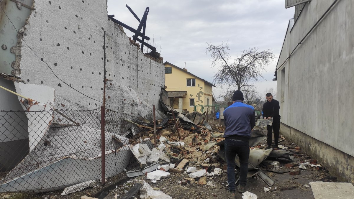 Daños. Varias estructuras han quedado en mal estado después de los bombardeos constantes realizados por Rusia.