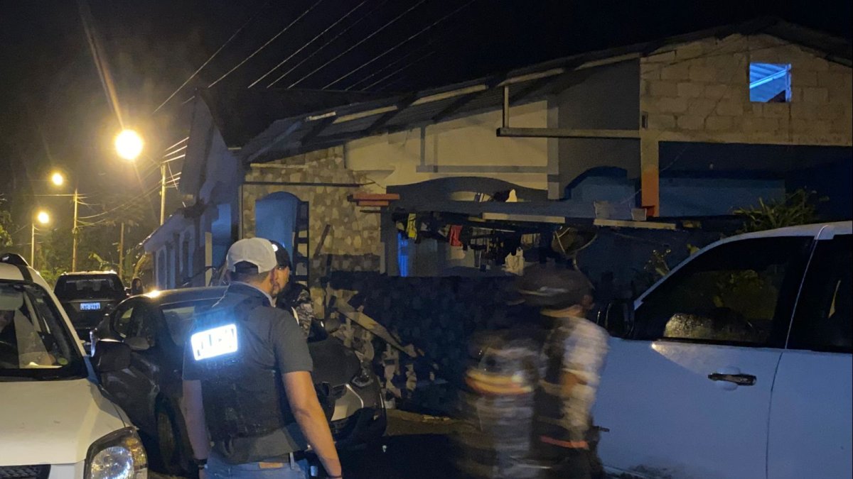 Tras un allanamiento, las autoridades detuvieron a un implicado en el ataque de dos ciudadanos que viajaban en su vehículo por el sector de Tendales.