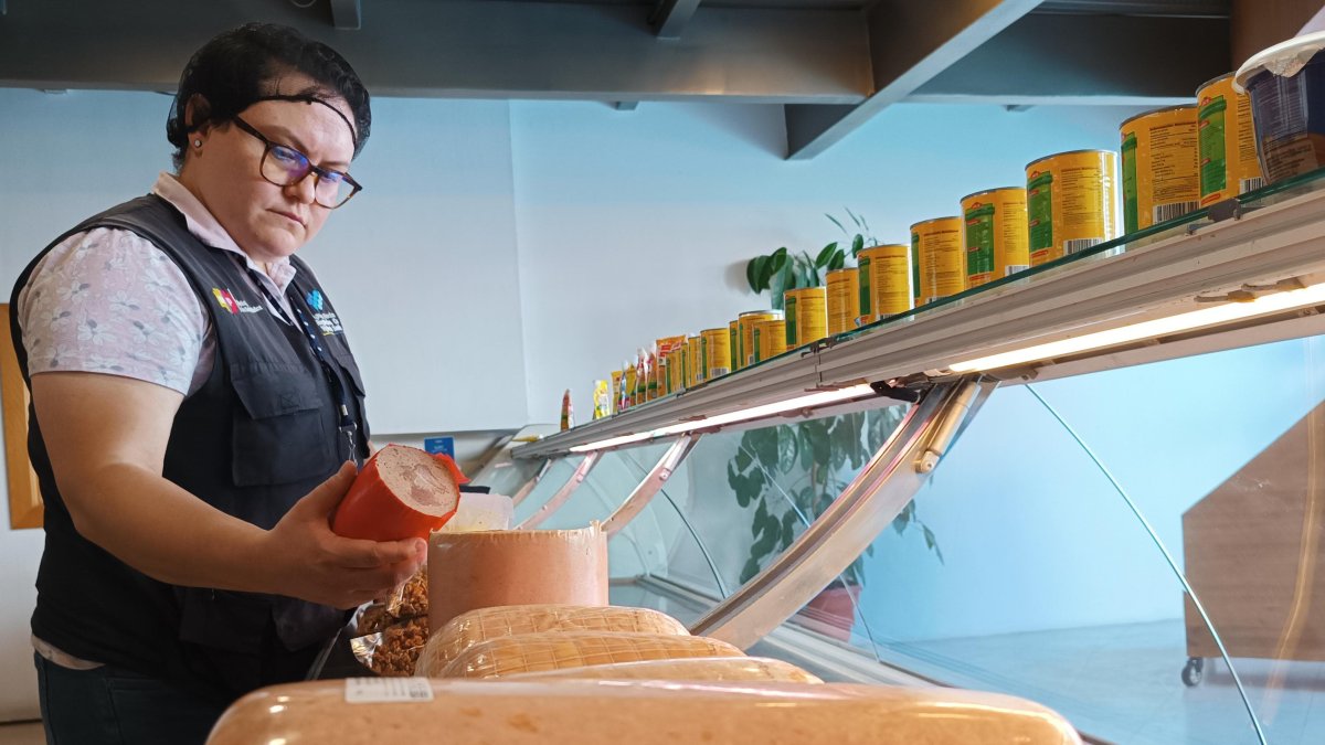 Local.- Arcsa refuerza los controles de alimentos procesados.