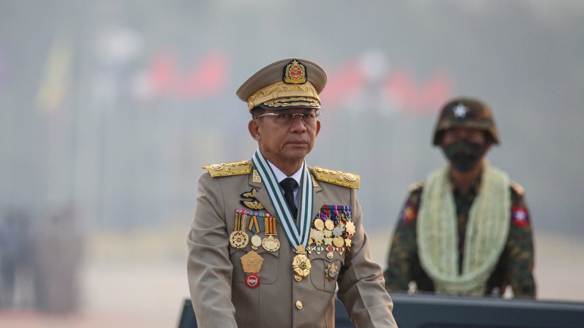 El líder de la junta militar, Min Aung Hlaing, en una de sus recientes apariciones públicas.