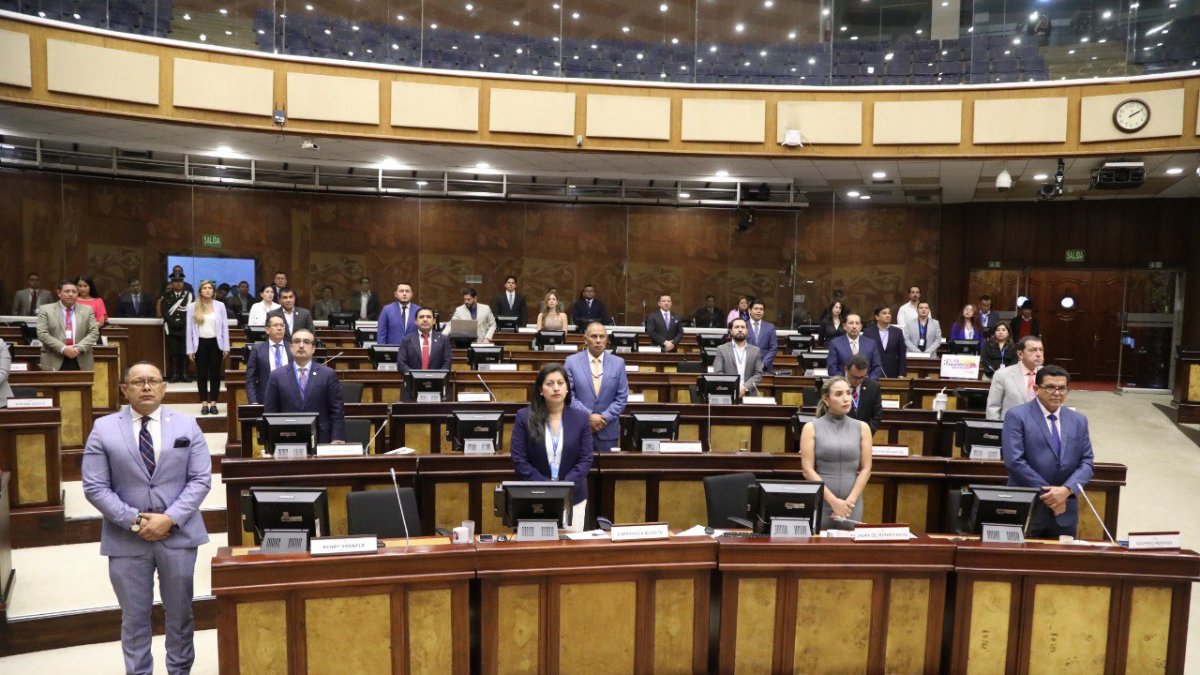 El presidente de la Asamblea Nacional, Henry Kronfle, solicitó un minuto de silencio ante el fallecimiento del expresidente de la República de Chile, Sebastián Piñera.