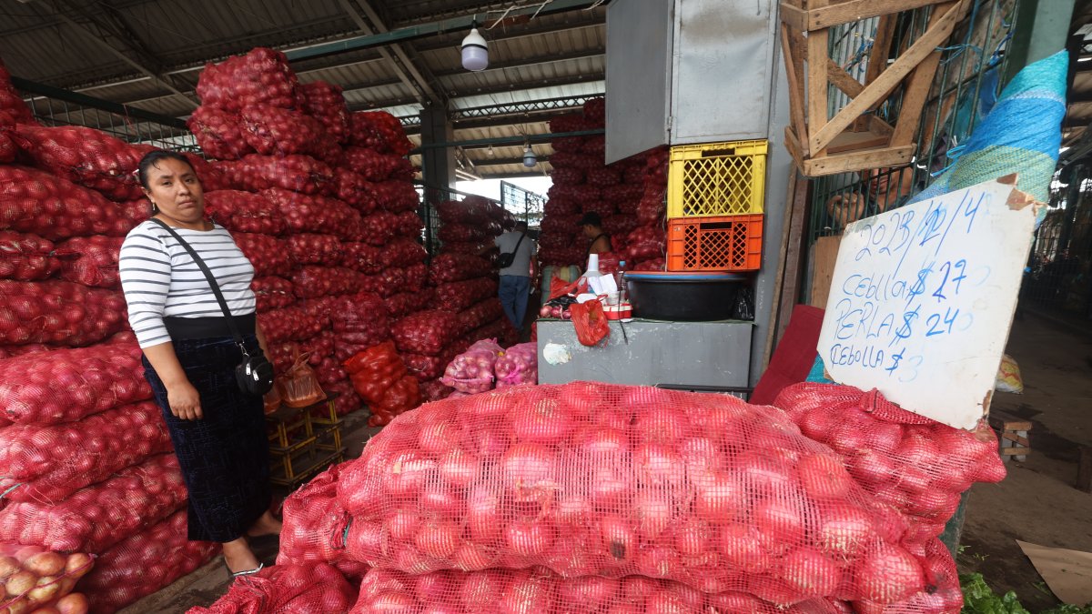 Guayaquil.- Un local del mercado mayoristas, en Montebello, en Guayaquil.
