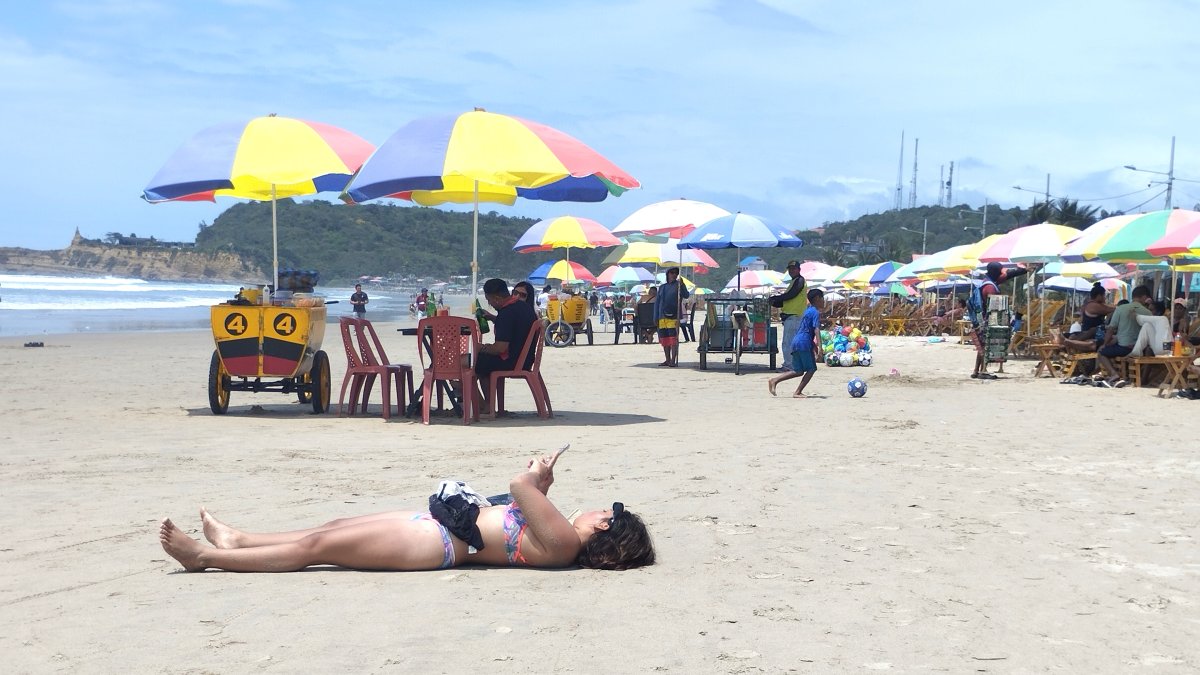 Control. Serán decomisadas las espumas que lleven los turistas.