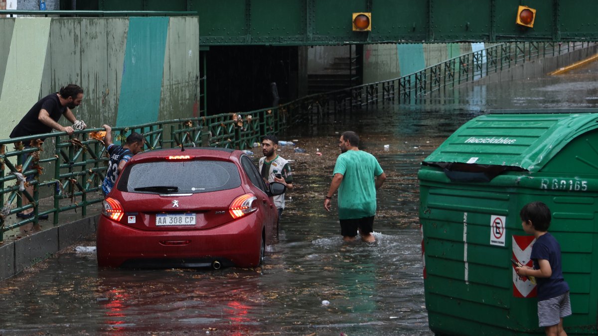 Inundaciones por las fuertes lluvias, en Buenos Aires