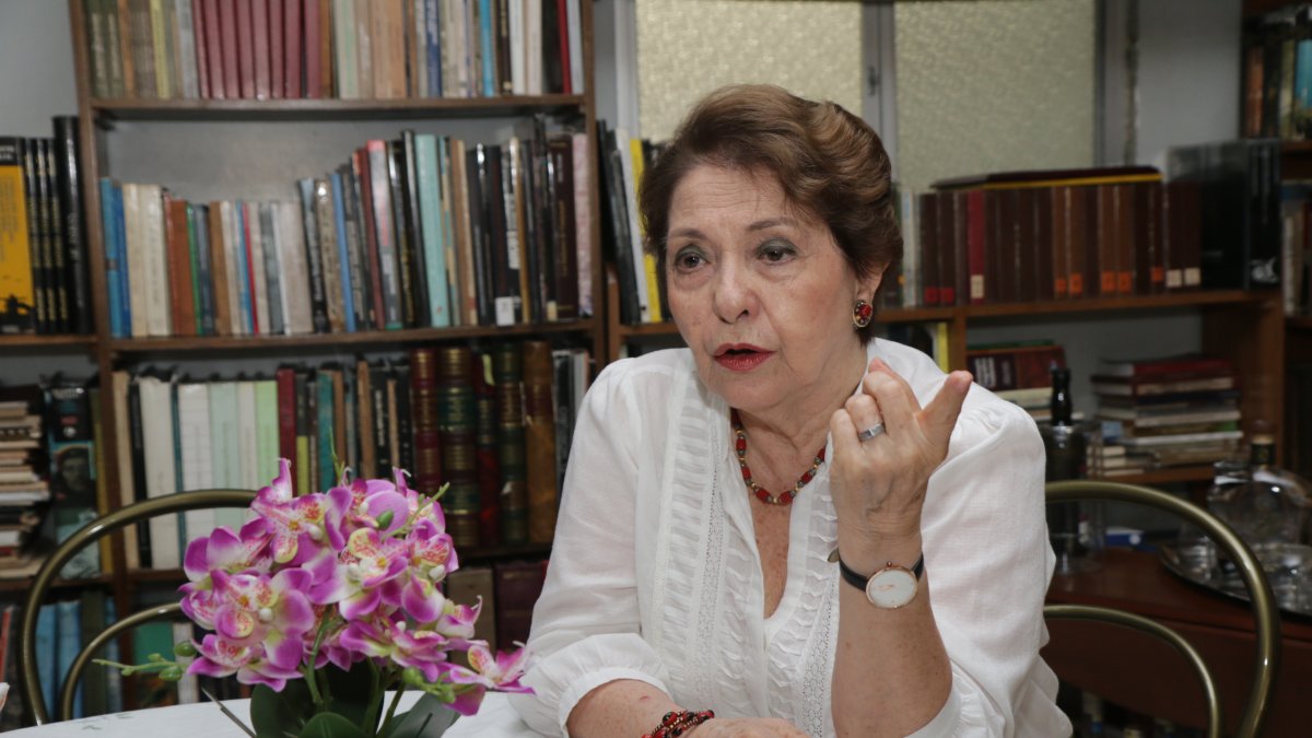 Figura. Jenny Estrada posó para el lente de EXPRESO.