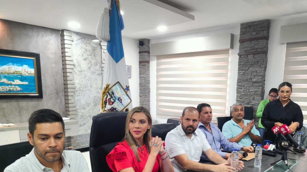 Marciana Valdivieso, alcaldesa de Manta, se pronunció al respecto.