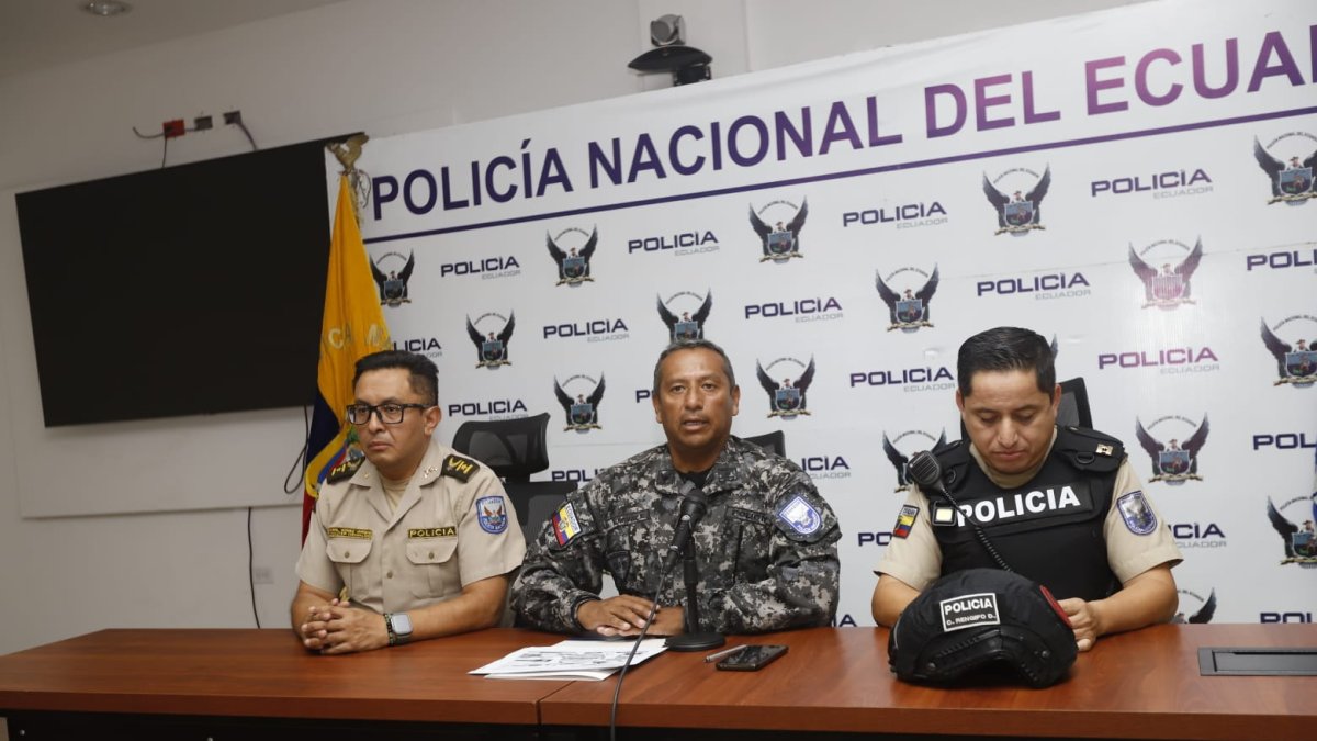 Las autoridades policiales de la Zona 8 dieron hoy una rueda de prensa.