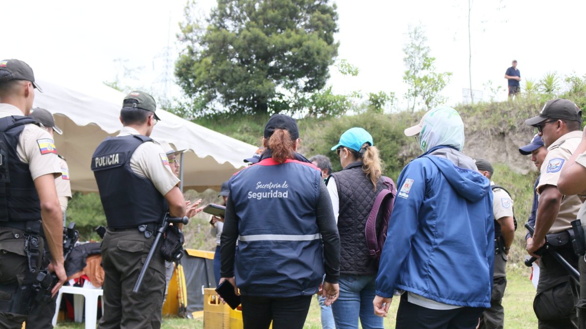 Los asistentes fueron desalojados del lugar y se decomisaron bebidas alcohólicas
