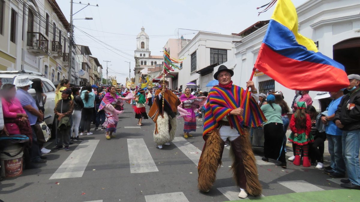 Riobamba. El carnaval es el tiempo del reencuentro y hay que celebrar.