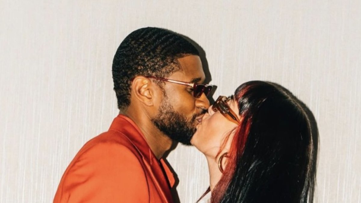 Con su pareja, Jennifer Goicoechea. 