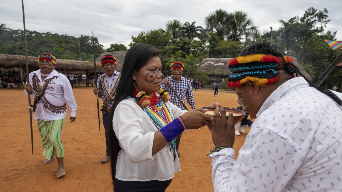 Sarayacu. Representantes indígenas de Ecuador y de otros países.