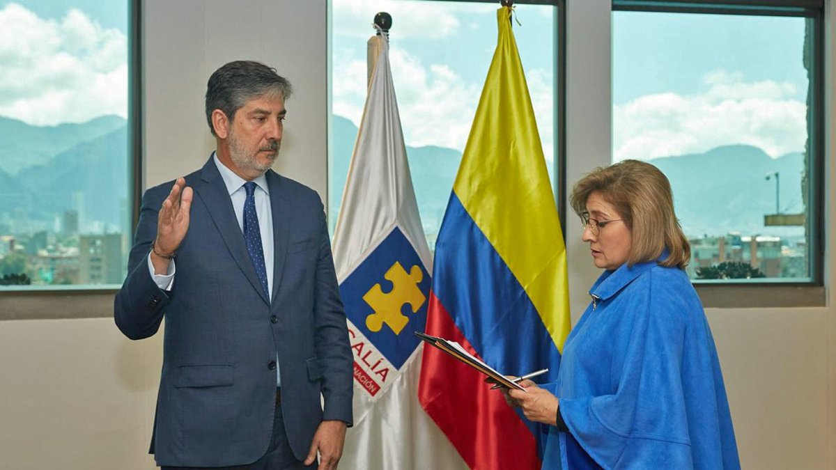 La fiscal encargada, Martha Mancera (d), junto al vicefiscal encargado, Hernando Torro Parra, en Bogotá (Colombia).