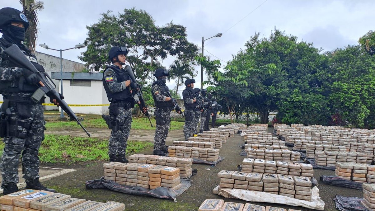 Antinarcóticos. Los militares hicieron un megaoperativo en Los Ríos.
