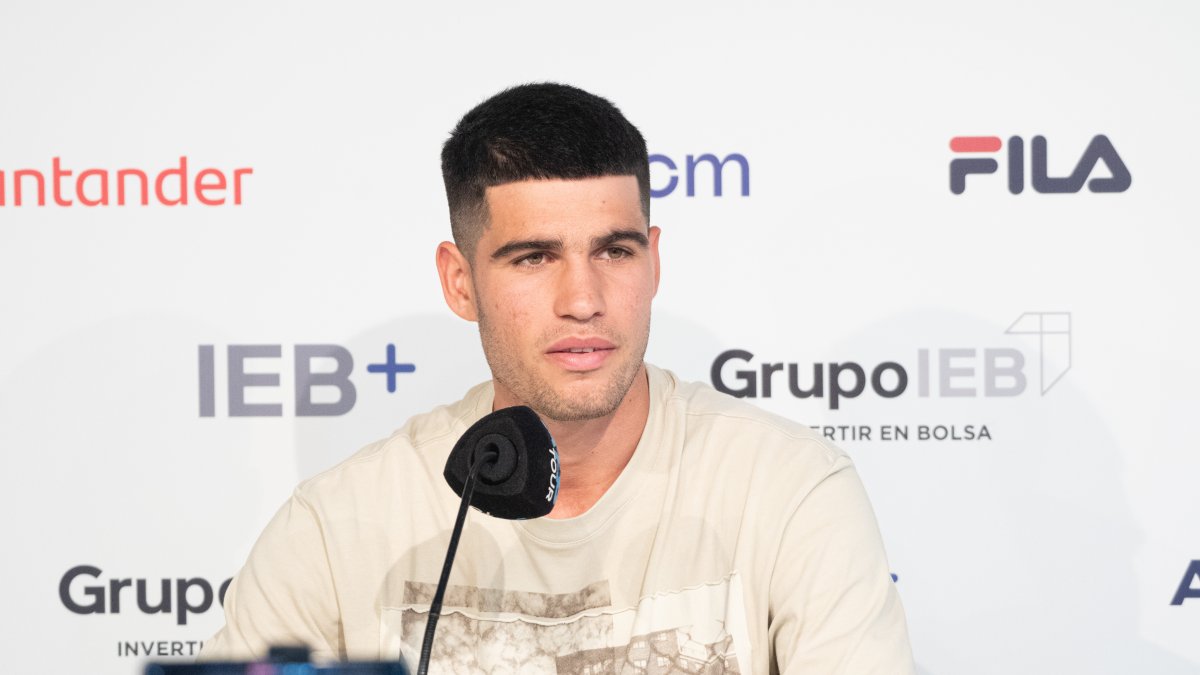 El español Carlos Alcaraz, número 2 del mundo y campeón defensor del Argentina Open, llegó el fin de semana a Buenos Aires.