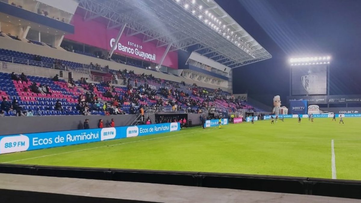 El estadio Banco Guayaquil acogerá el partido entre Deportivo Cuenca y Delfín por Copa Sudamericana