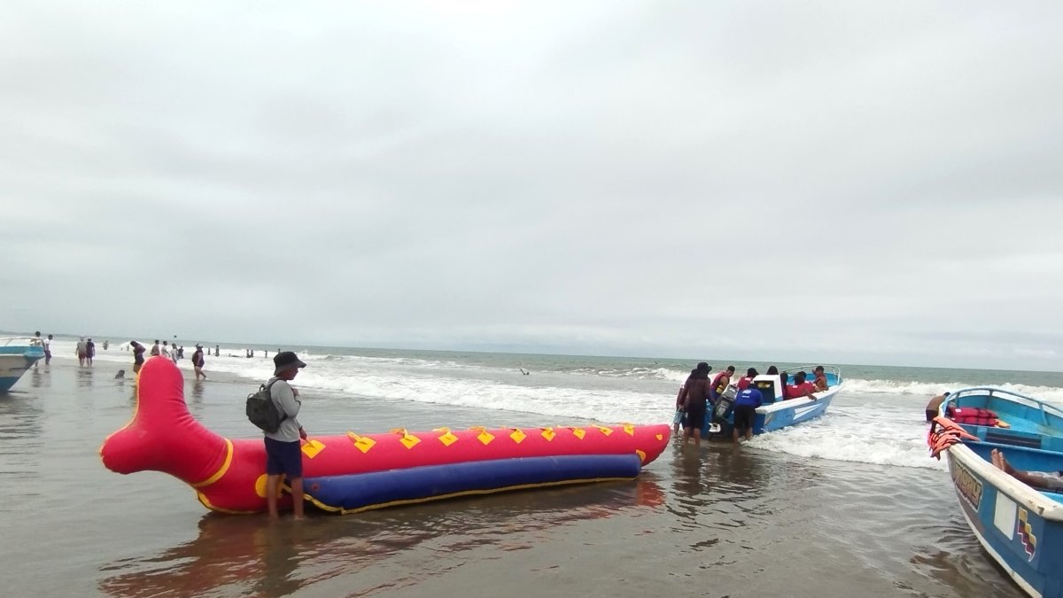 Los habitantes advierten que durante el feriado de carnaval no hubo problemas en Montañita.