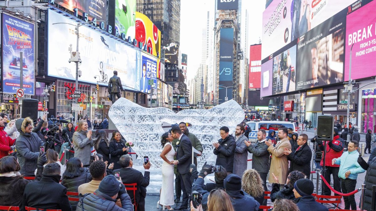Bodas masivas en San Valentín