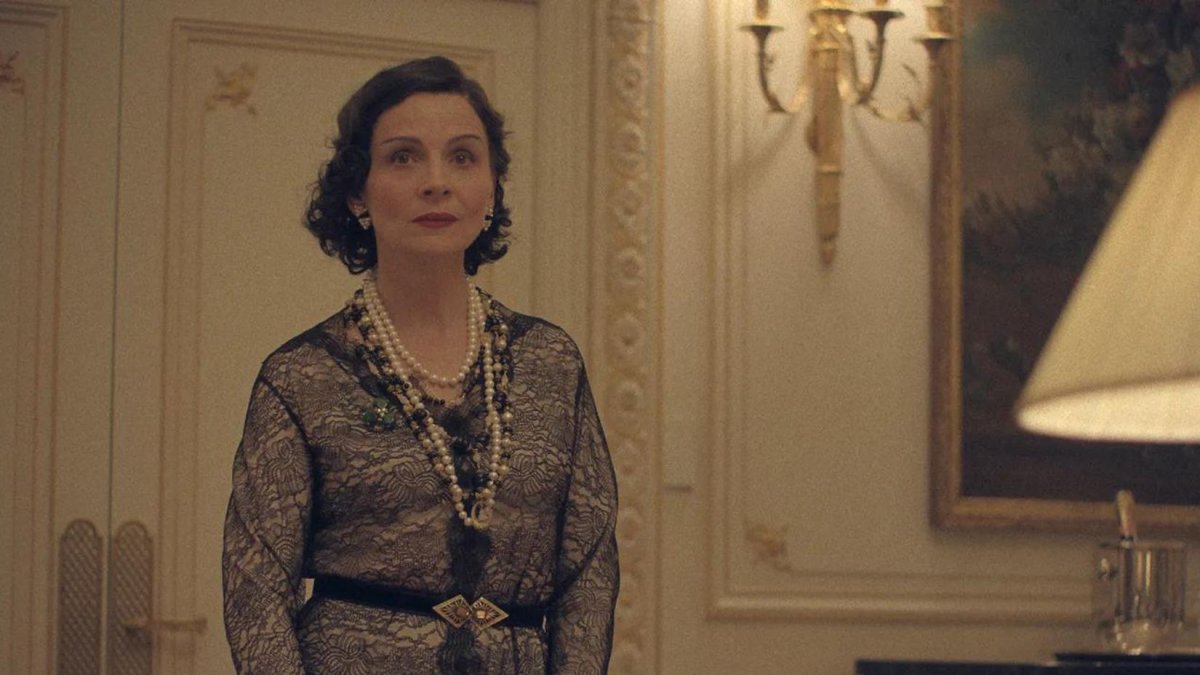 Coco Chanel (Binoche) en The New Look