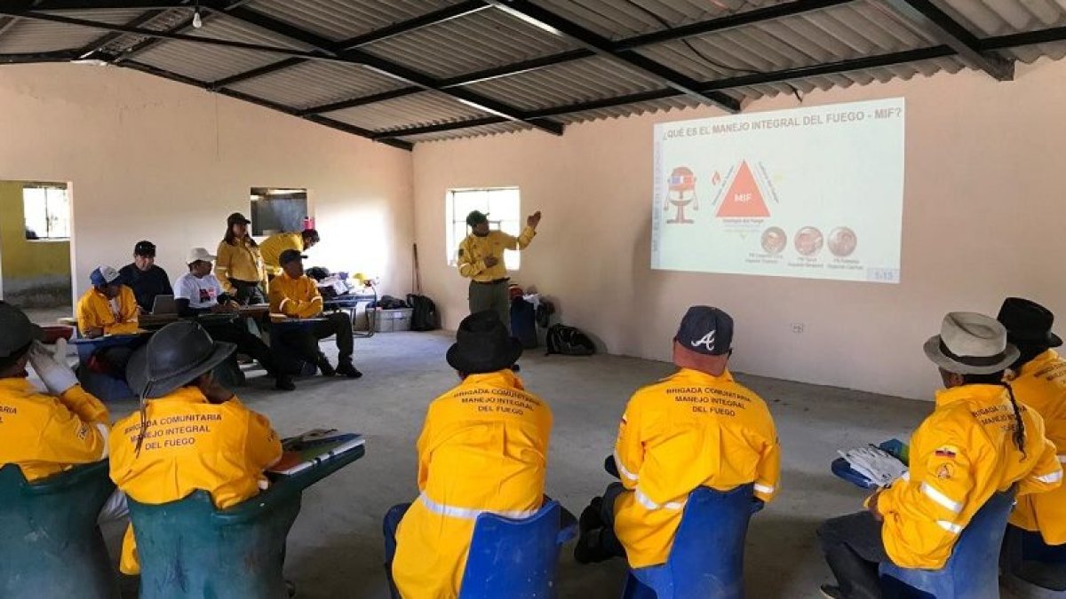 Son 18 personas que formarán parte de estas brigadas comunitarias que cuidarán del páramo