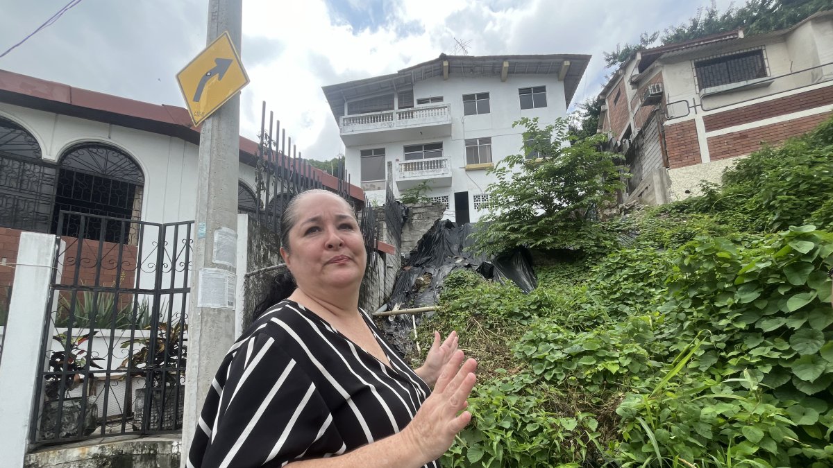 1. El Paraíso. Mirian Núñez tiene miedo cada vez que llueve. Ella vive junto a una casa que se derrumbó el año pasado