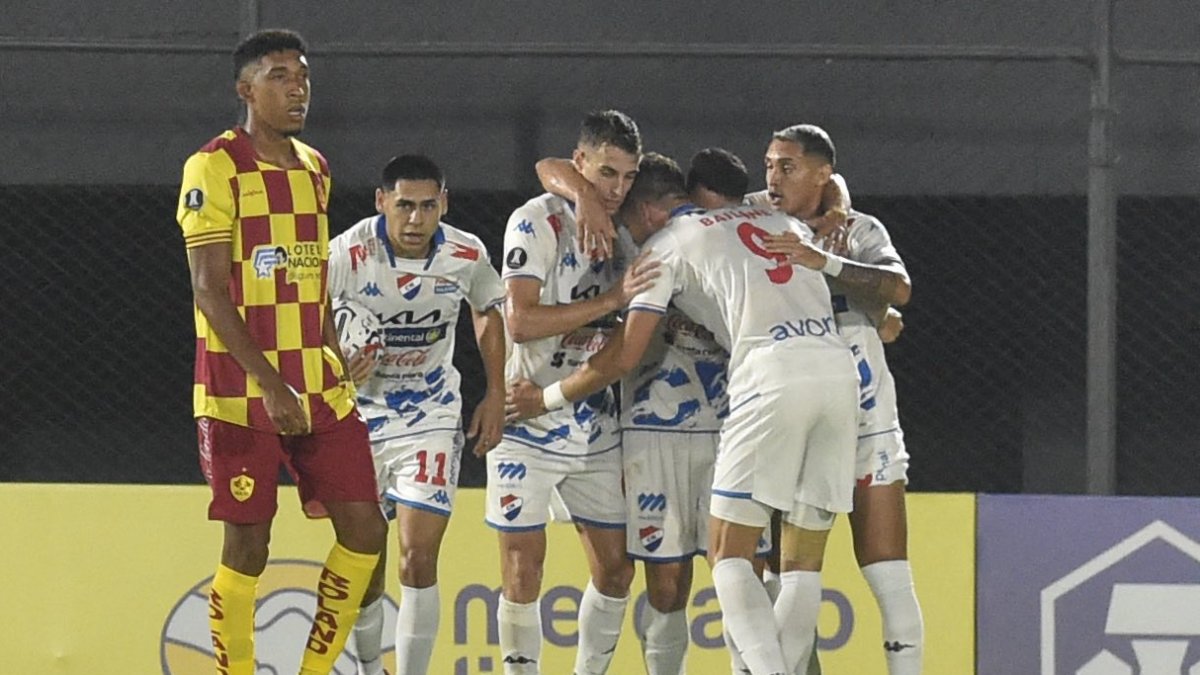 Aucas quedo eliminado de Copa Libertadores por Nacional de Paraguay