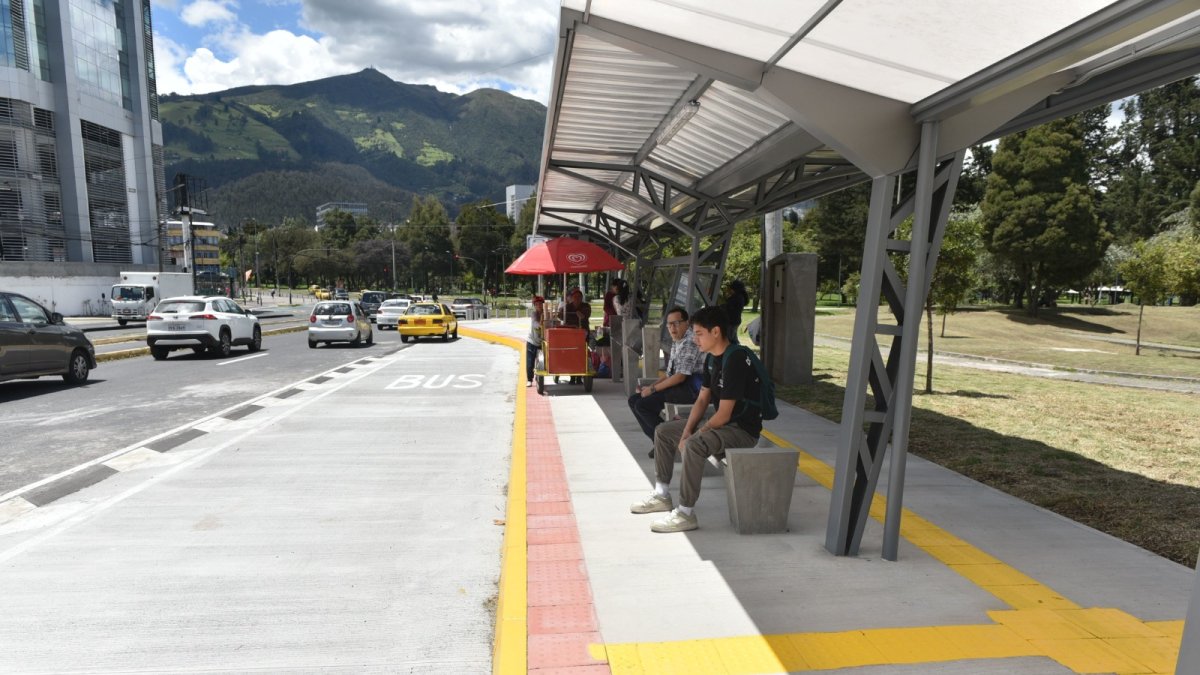 Estación. La parada El Arbolito será la conexión a la estación del Metro.