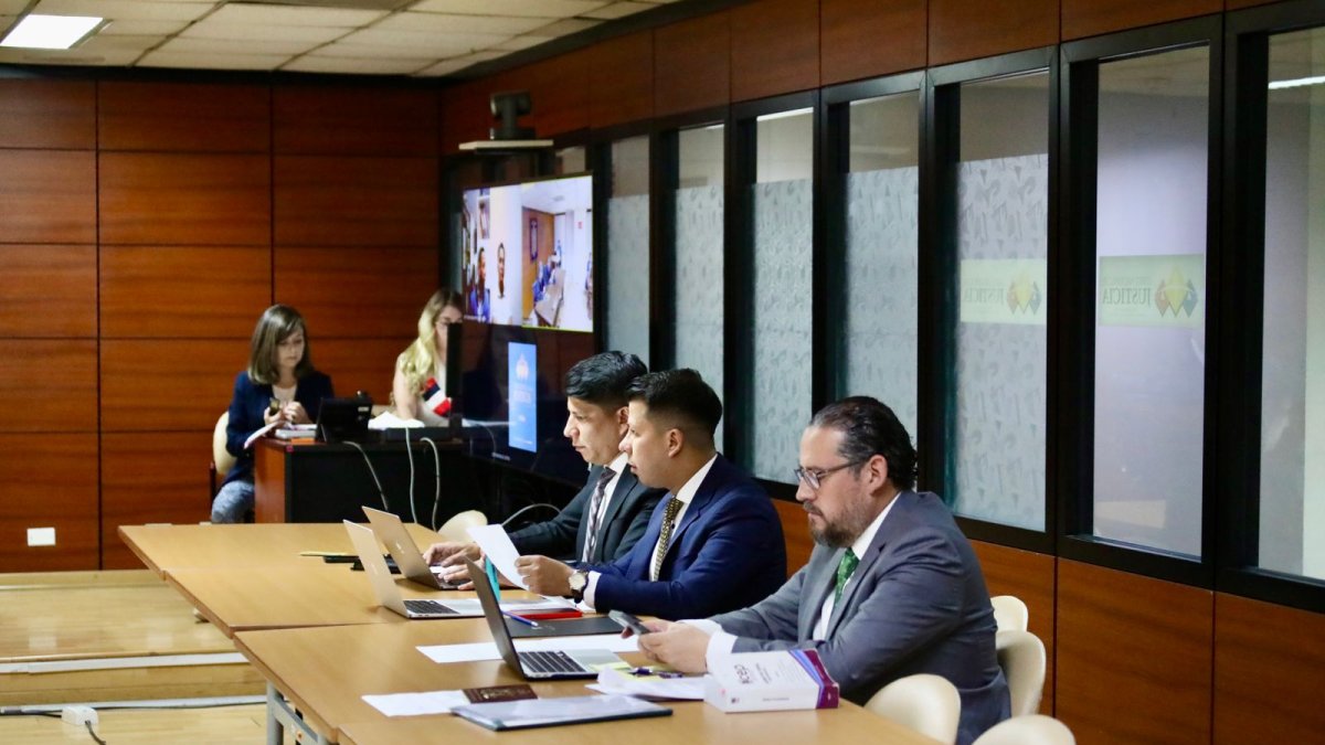 Sala. Wilman Terán y Xavier Muñoz iban a asistir de forma virtual a la audiencia.