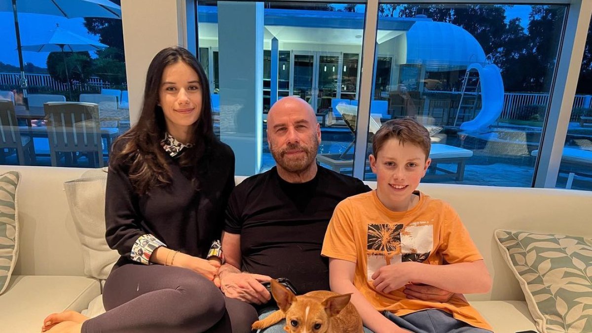 El actor junto a sus dos hijos en la celebración del pasado Día del Padre.