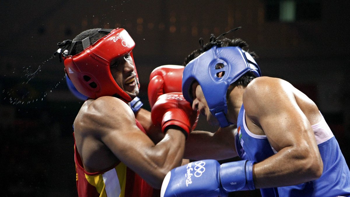 Carlos Góngora (i) ya fue a los Juegos Olímpicos de Beijing 2008 (foto) y fue campeón mundial por la Organización Mundial de Boxeo en 2020, pero no se habría sometido a los selectivos regulares.