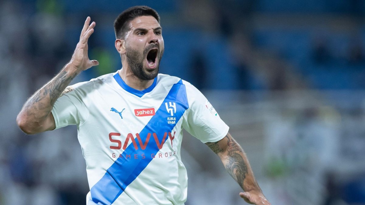 Mitrovic continúa en buena racha goleadora con Al-Hilal
