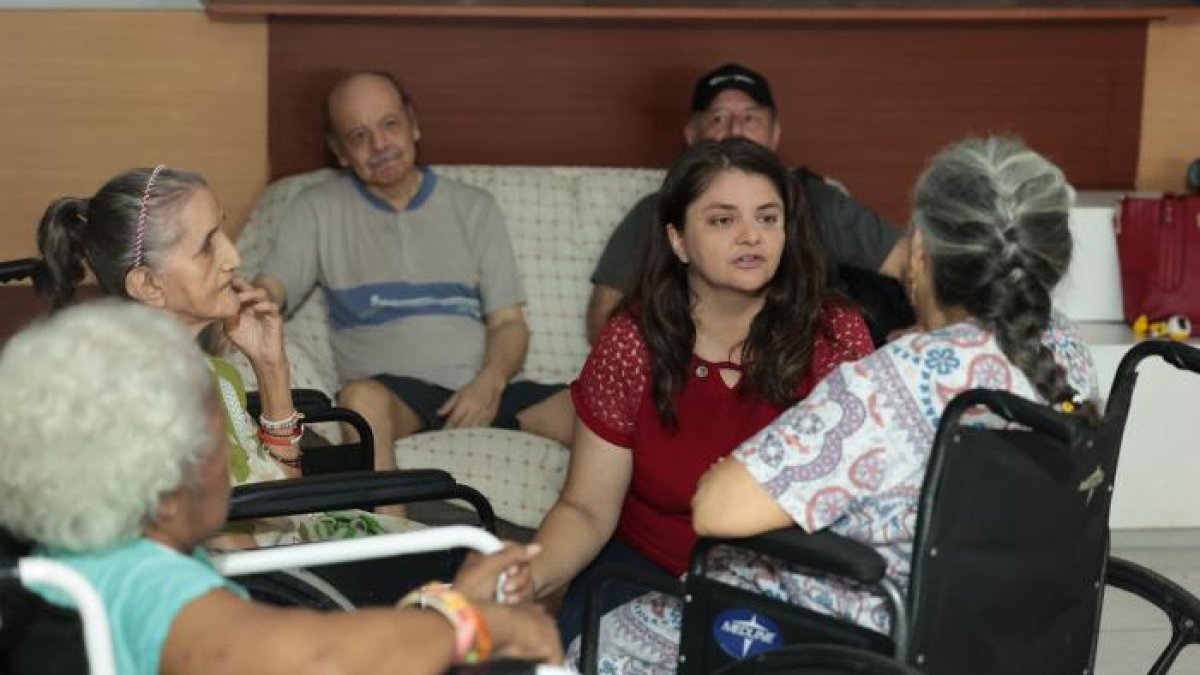 Los adultos mayores pertenecen a la Fundación Clemencia