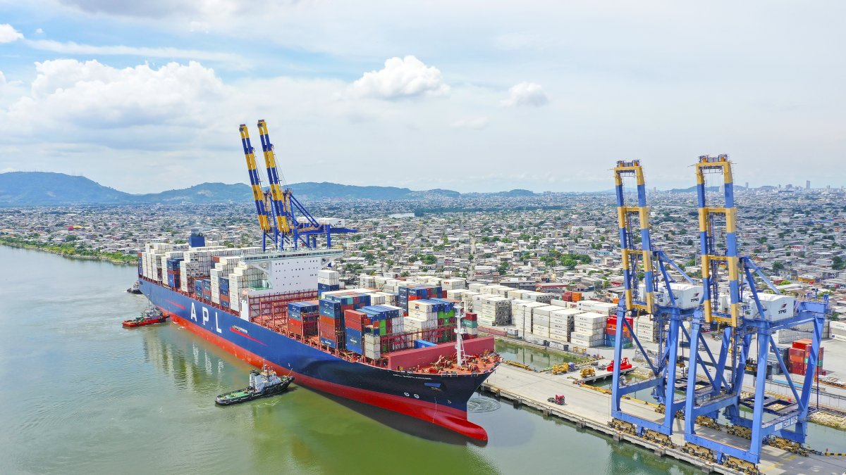 Puerto.- Los movimientos comerciales en el puerto de Guayaquil.