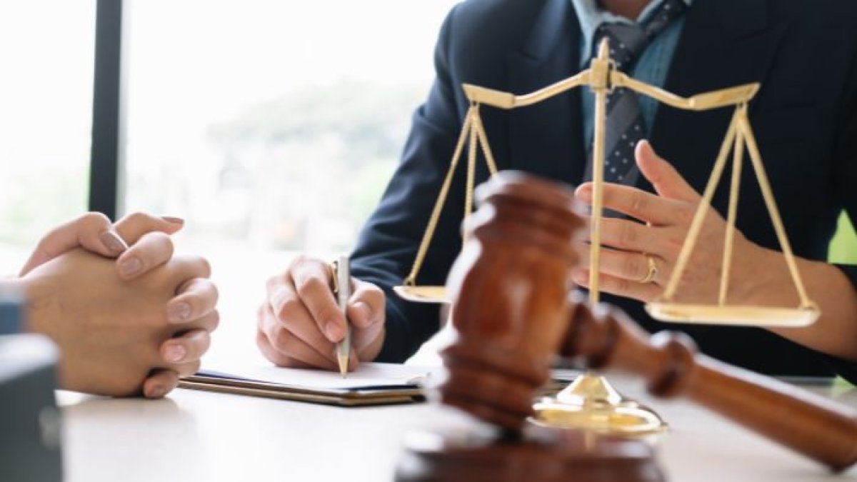 20 de febrero, Día del abogado ecuatoriano.