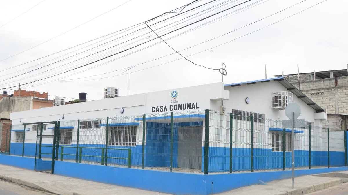 Referencial. Una casa comunal en Guayaquil. 