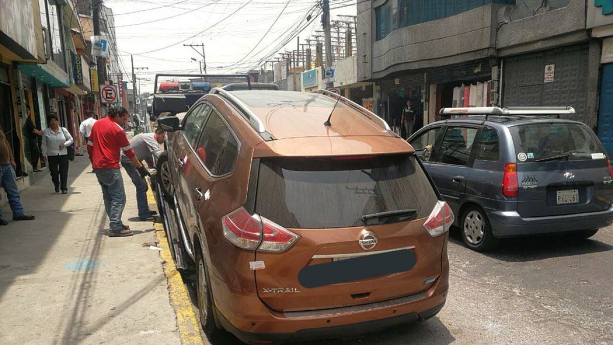 Durante el concierto de Luis Miguel en Quito, la AMT realizará controles de vehículos mal estacionados.