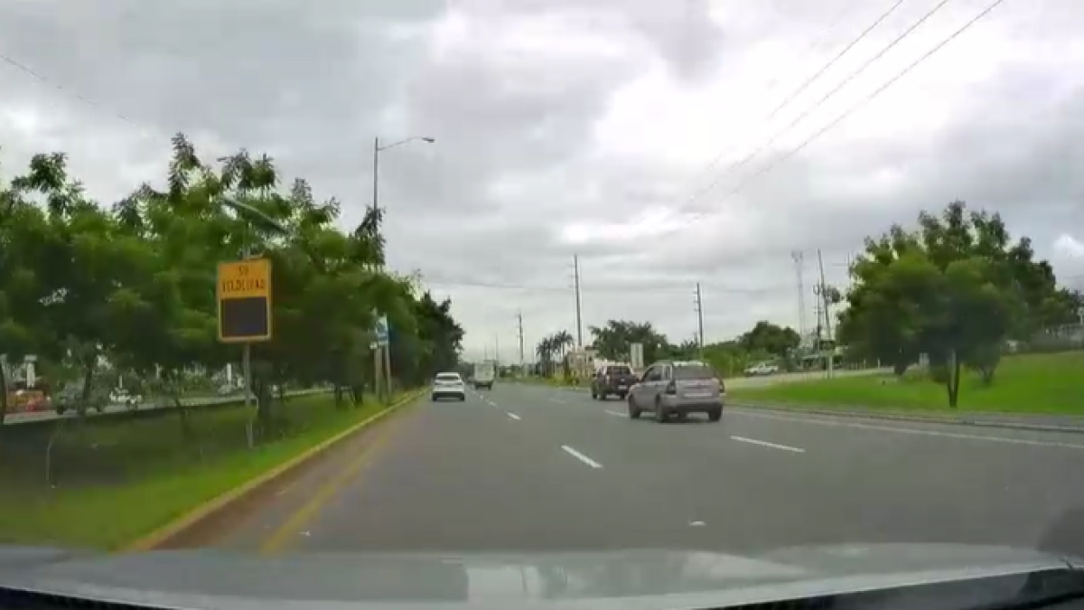 Via a la costa. El denunciante asegura que el radar estaba apagado cuando  pasó por ahí