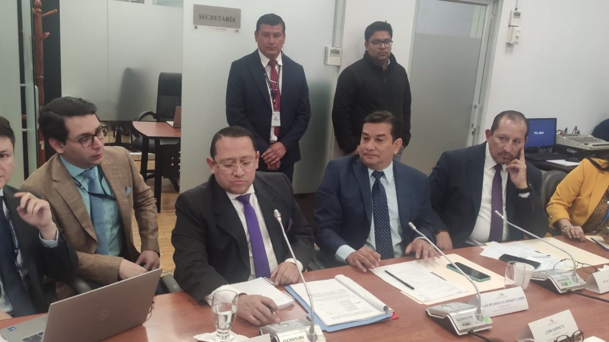 El informe sobre responsabilidad penal por la designación de Sebastián Corral fue remitido a la Fiscalía.