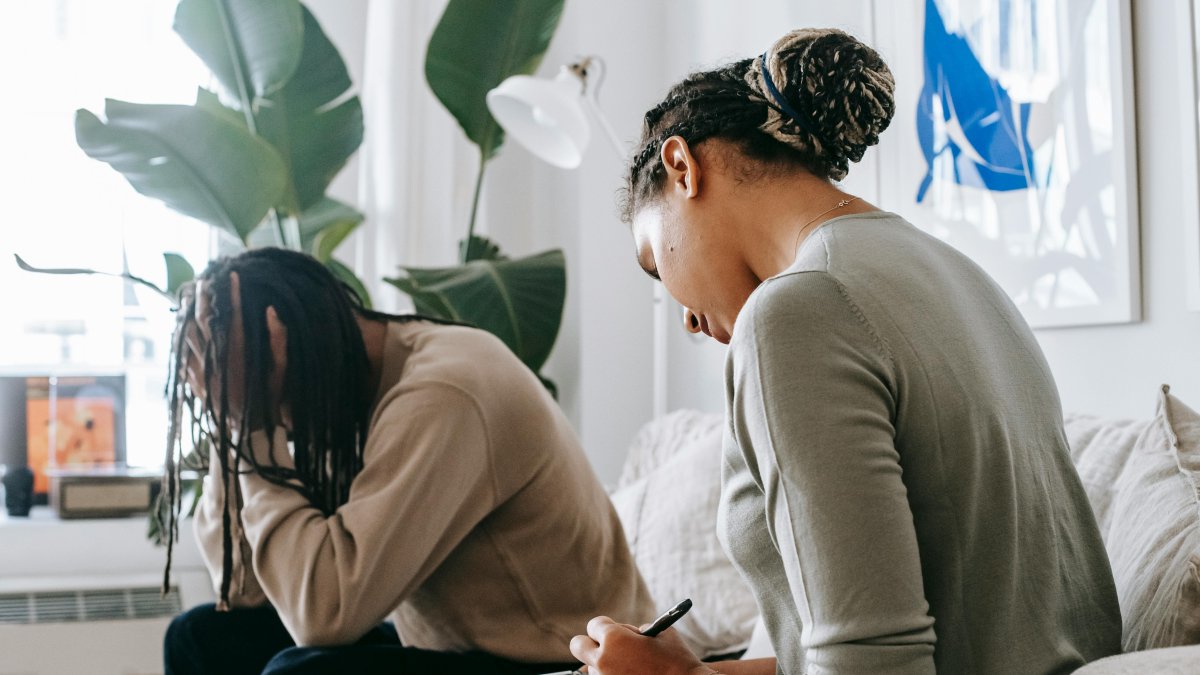 Es vitar reconocer las diferencias entre ruptura, problema familiar y malestar en el trabajo.